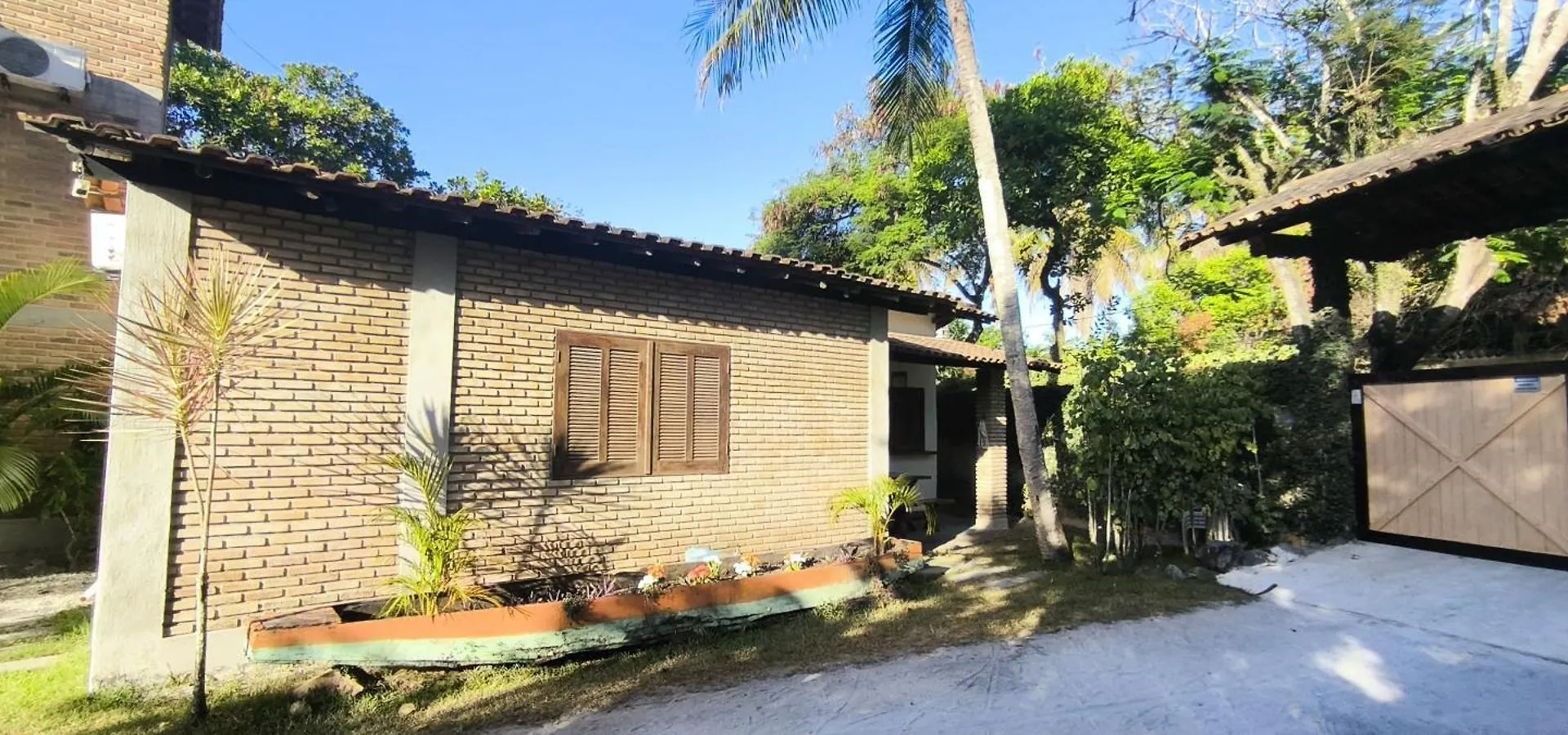 Golfinho Condominio Porto Seguro Brezilya