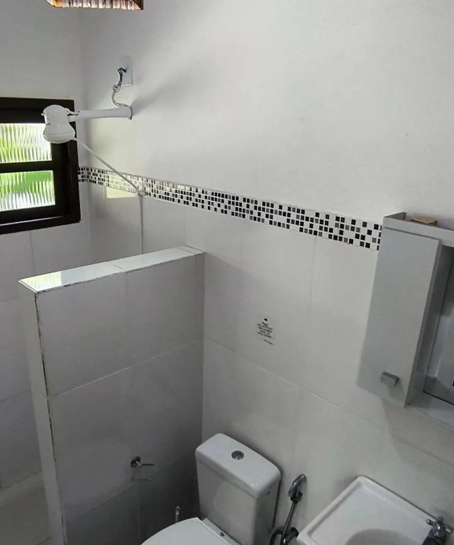 Quarto em Acomodações Particulares Golfinho Condomínio Porto Seguro Brasil